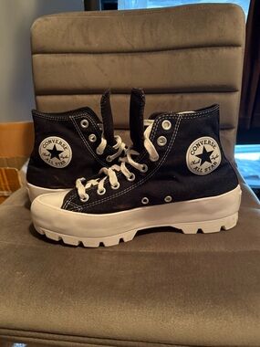 Women’s Black High Top Platform Converse Size 9